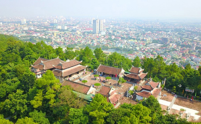 Đền thờ Vua Quang Trung
